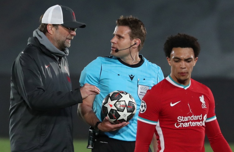 博彩行业政策风险的识别方法（博彩业政策风险识别策略）