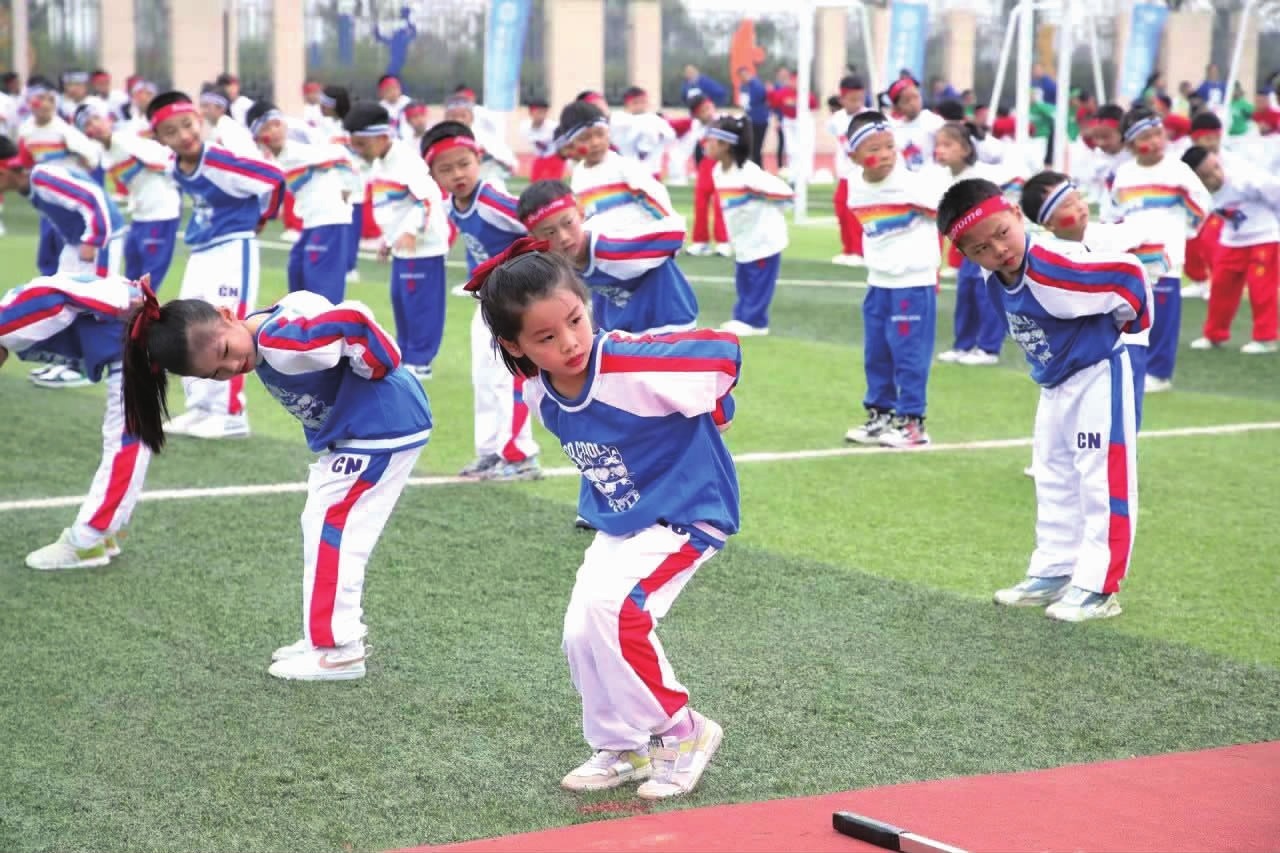 首届“百BA”广东百家姓篮球赛即将开幕，前广东宏远队球员王薪凯邀您赛场见！