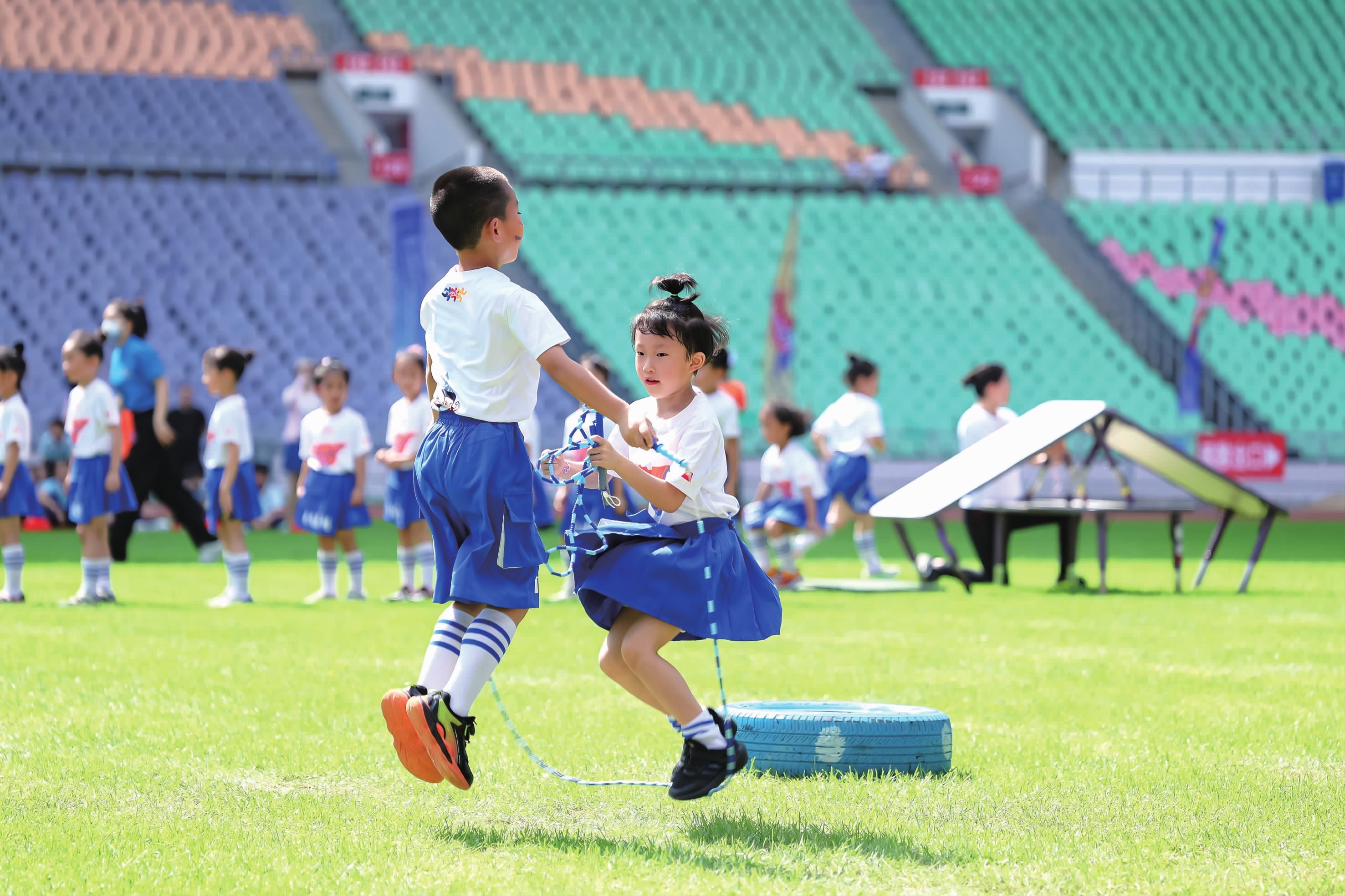 上海U20男足进全运8强，蒯纪闻：没有徐根宝指导我们出不了线